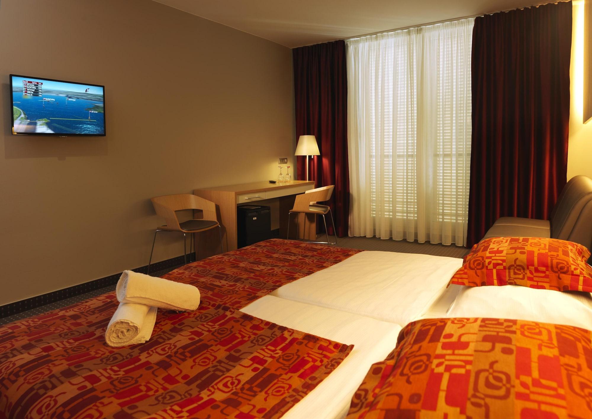 Hotel Thermana Park Lasko**** Superior Экстерьер фото