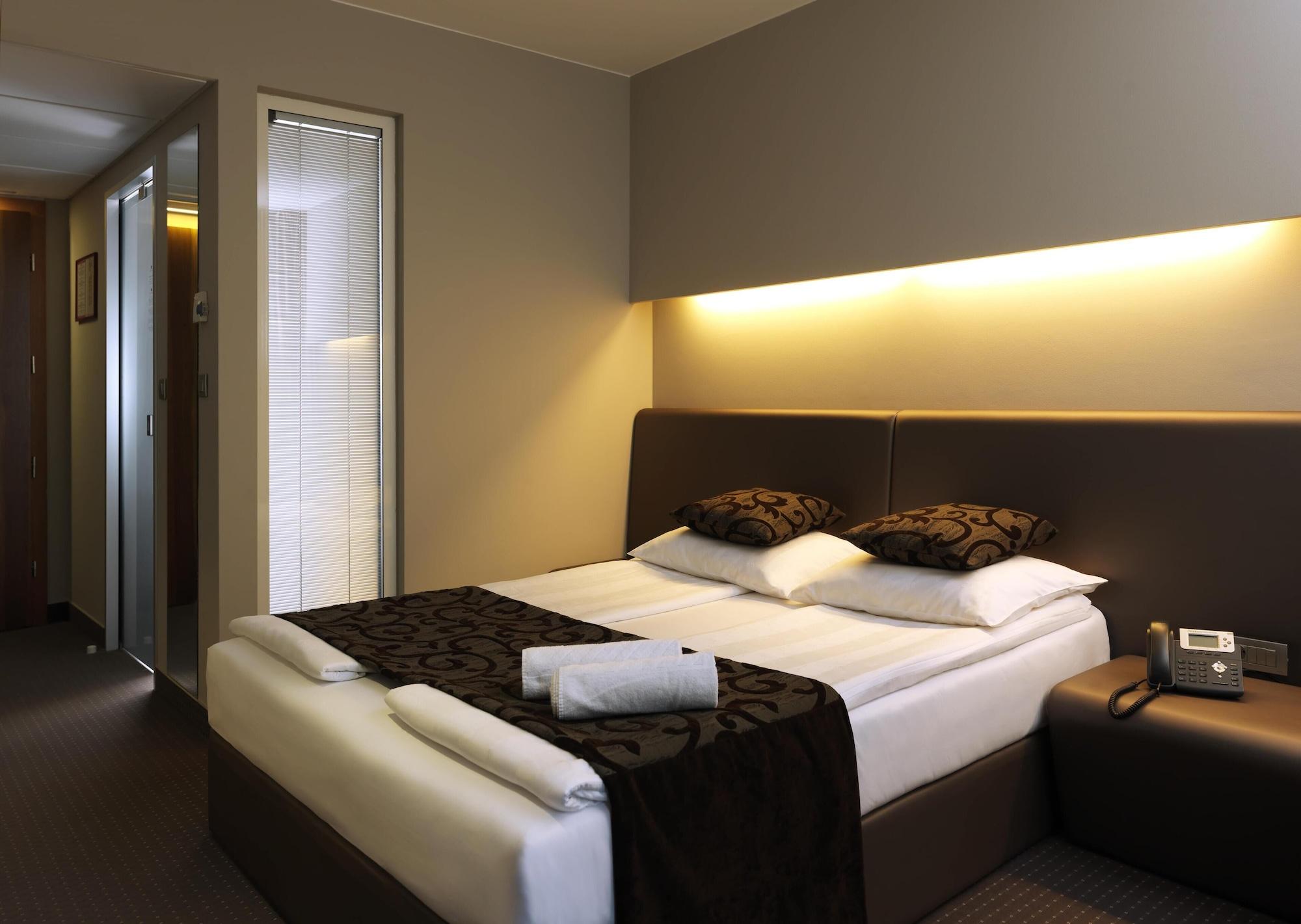 Hotel Thermana Park Lasko**** Superior Экстерьер фото
