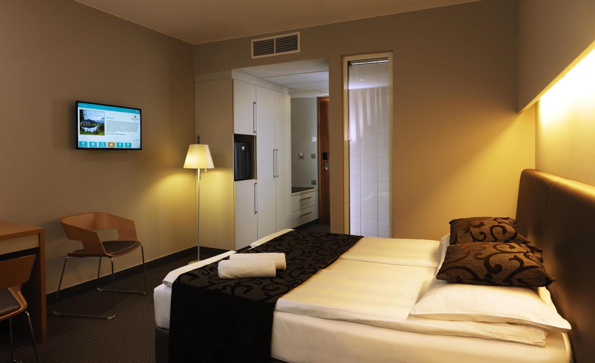 Hotel Thermana Park Lasko**** Superior Экстерьер фото