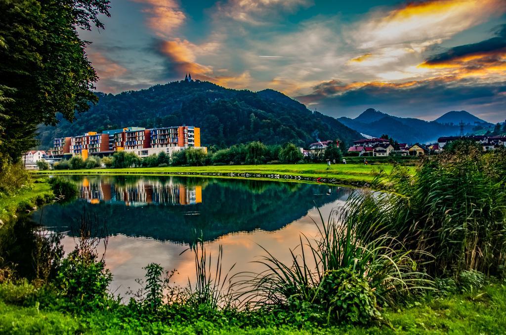 Hotel Thermana Park Lasko**** Superior Экстерьер фото