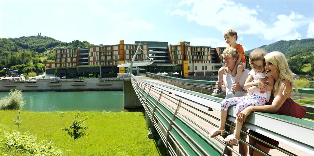 Hotel Thermana Park Lasko**** Superior Экстерьер фото