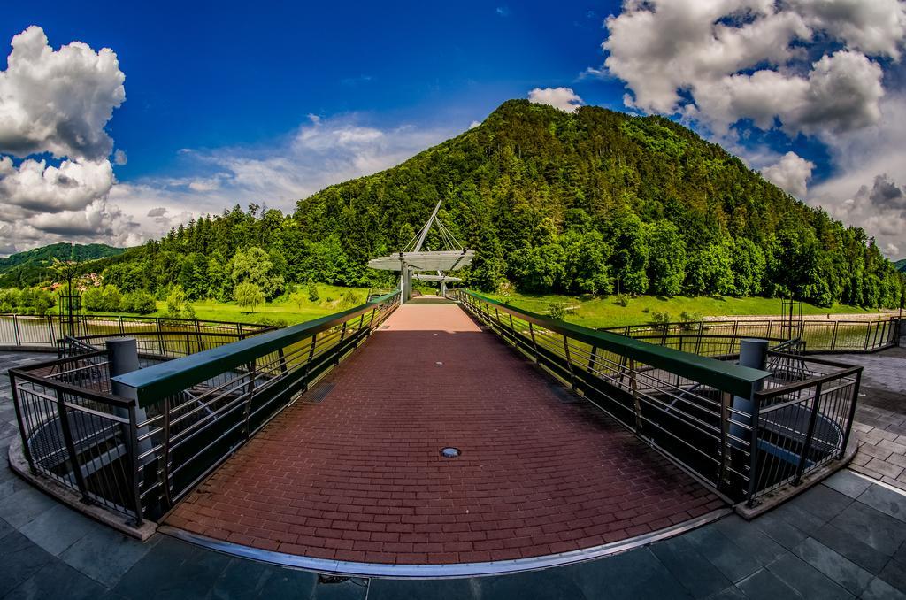 Hotel Thermana Park Lasko**** Superior Экстерьер фото
