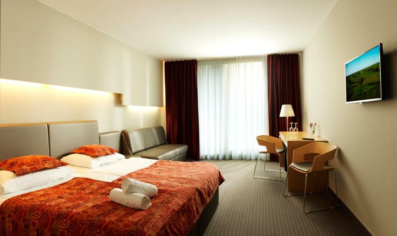 Hotel Thermana Park Lasko**** Superior Экстерьер фото